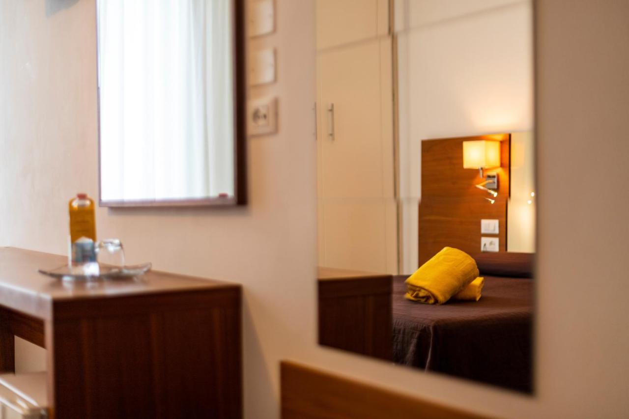 Hotel President Μπιμπιόνε Εξωτερικό φωτογραφία