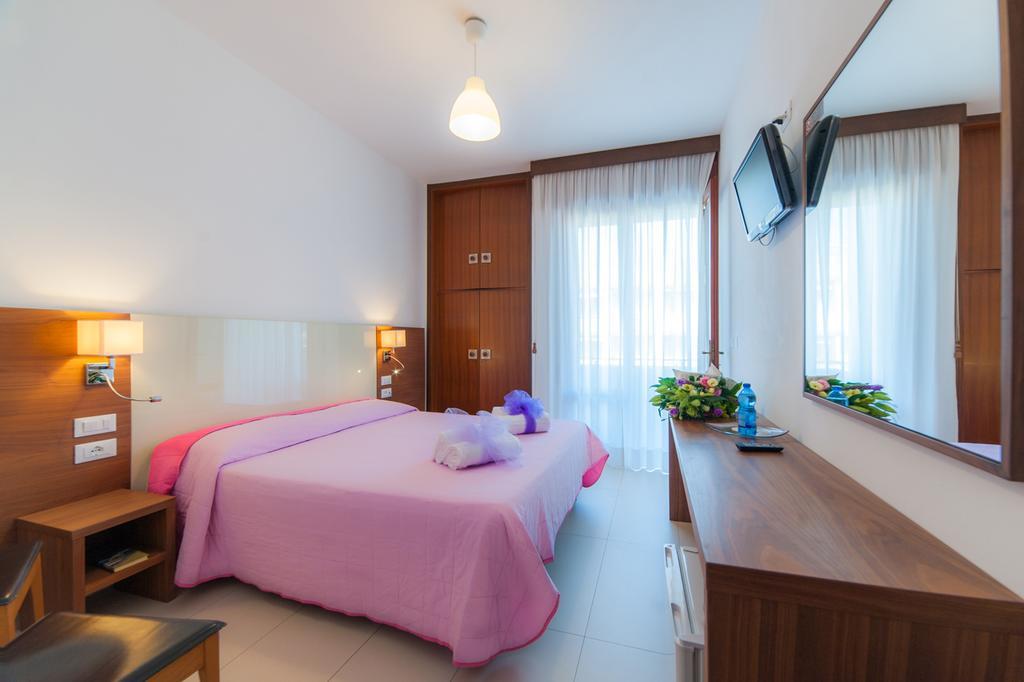 Hotel President Μπιμπιόνε Εξωτερικό φωτογραφία