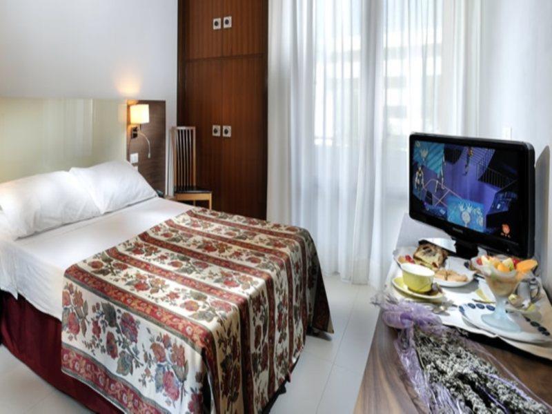 Hotel President Μπιμπιόνε Εξωτερικό φωτογραφία