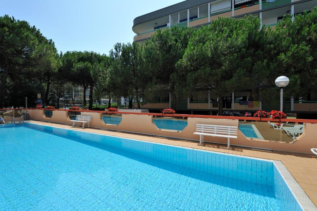 Hotel President Μπιμπιόνε Εξωτερικό φωτογραφία