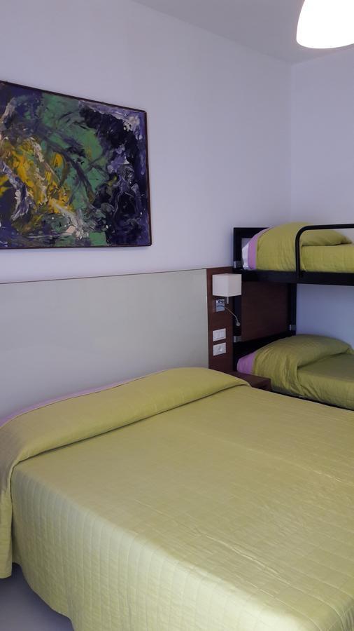 Hotel President Μπιμπιόνε Εξωτερικό φωτογραφία